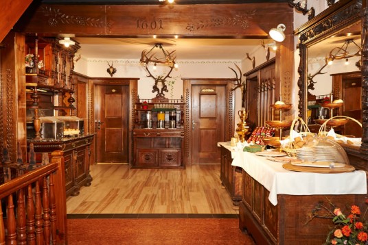 Zimmer mit Frühstück vom Buffet